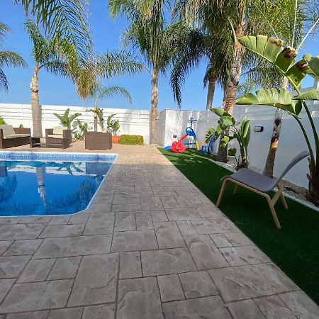Villa Angel - Exotic Villa 200M From Beach Паралимни Экстерьер фото